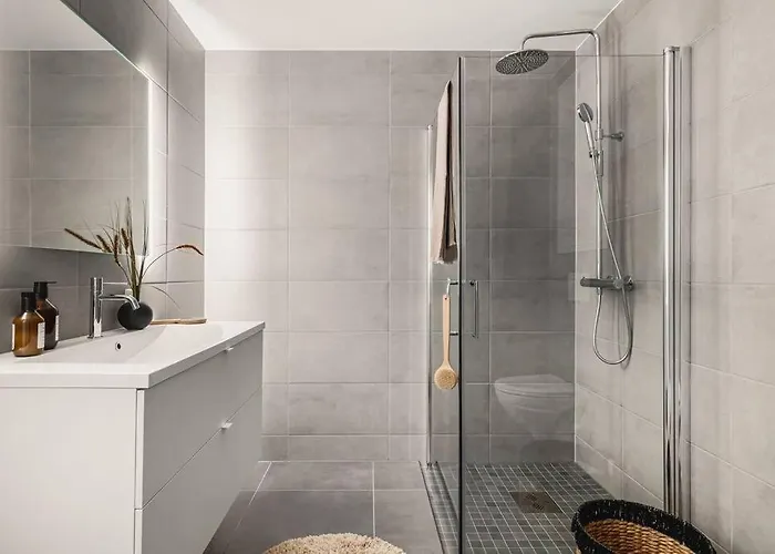 Large Seafront Penthouse Apt! Private Roof Terrace Hotel